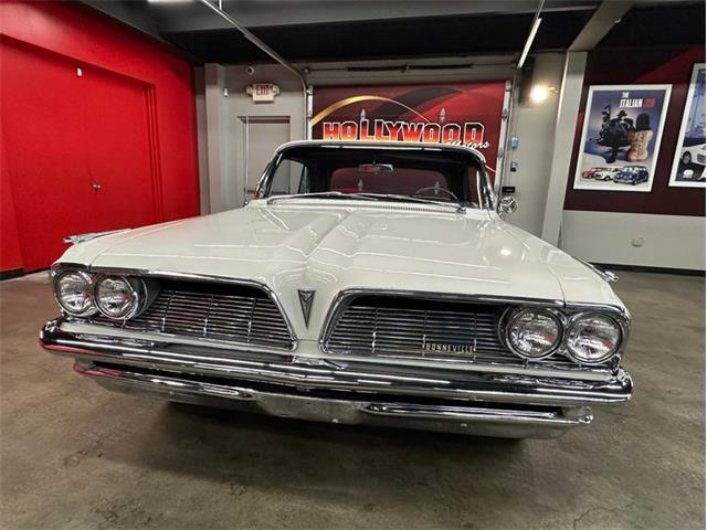 1961 Pontiac Bonneville (CC-2115497) for sale in West Babylon, New York