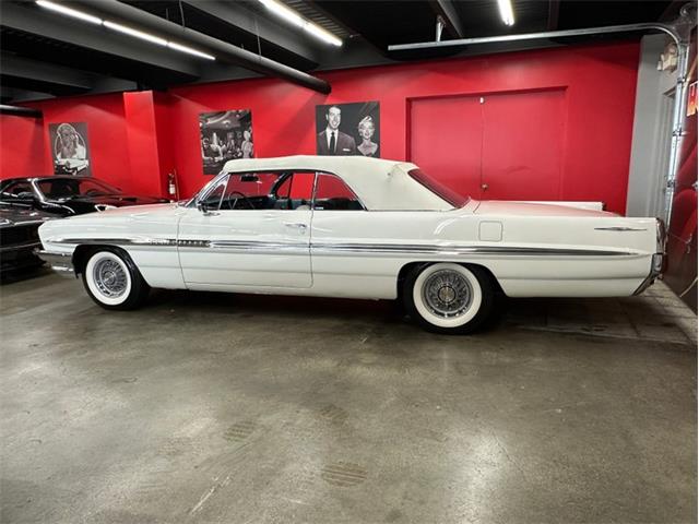 1961 Pontiac Bonneville (CC-2115497) for sale in West Babylon, New York