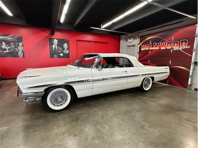 1961 Pontiac Bonneville (CC-2115497) for sale in West Babylon, New York