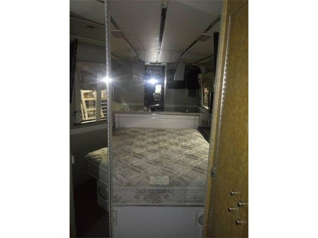 1990 Prevost Executive (CC-2110560) for sale in Cadillac, Michigan