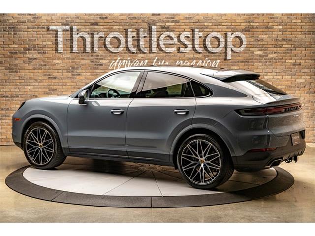 2024 Porsche Cayenne (CC-2115785) for sale in Elkhart Lake, Wisconsin