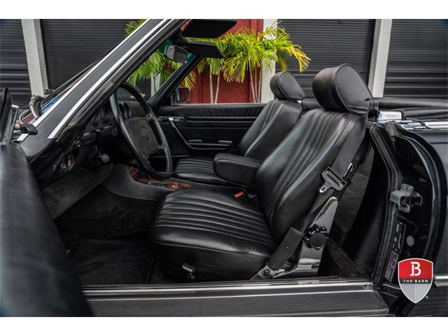 1989 Mercedes-Benz 560 (CC-2115814) for sale in Miami, Florida