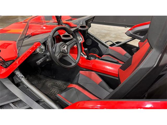 2015 Polaris Slingshot (CC-2115962) for sale in Mankato, Minnesota