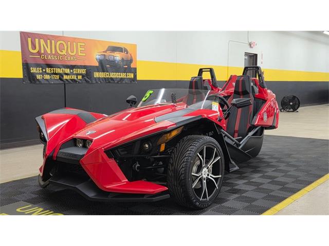 2015 Polaris Slingshot (CC-2115962) for sale in Mankato, Minnesota