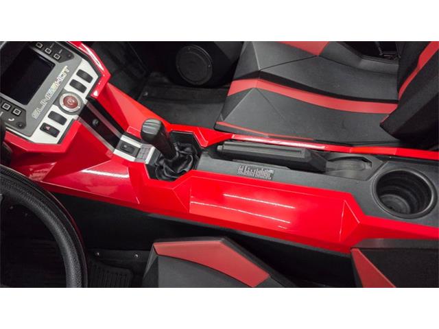 2015 Polaris Slingshot (CC-2115962) for sale in Mankato, Minnesota