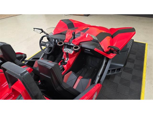 2015 Polaris Slingshot (CC-2115962) for sale in Mankato, Minnesota