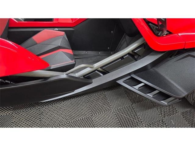 2015 Polaris Slingshot (CC-2115962) for sale in Mankato, Minnesota