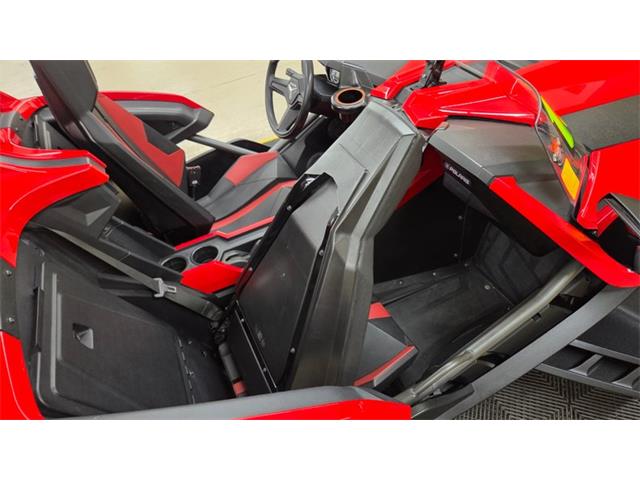 2015 Polaris Slingshot (CC-2115962) for sale in Mankato, Minnesota