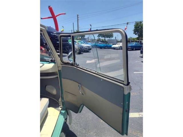 1972 Volkswagen Bus (CC-2115987) for sale in Cadillac, Michigan