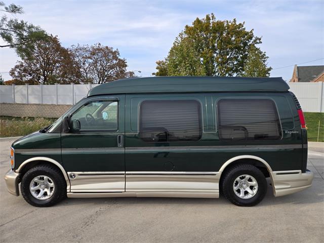 2002 Chevrolet Express (CC-2116013) for sale in Addison, Illinois