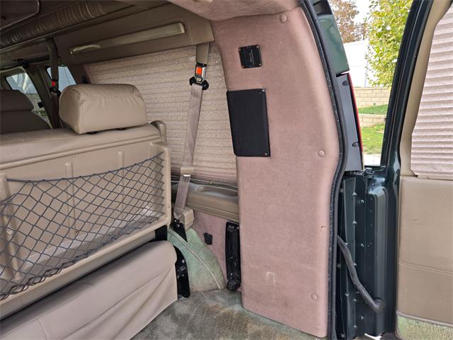 2002 Chevrolet Express (CC-2116013) for sale in Addison, Illinois