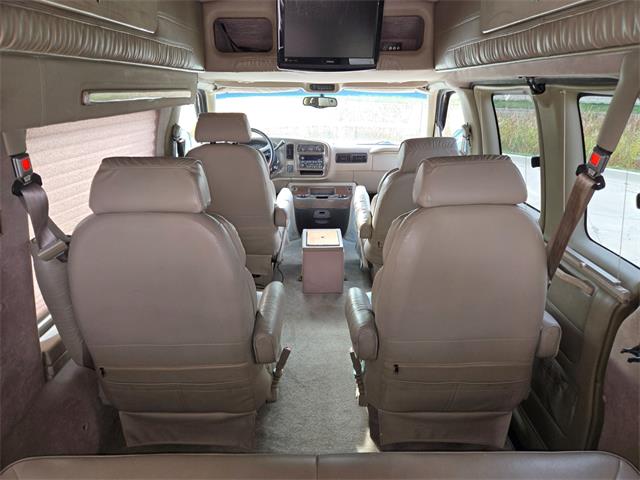 2002 Chevrolet Express (CC-2116013) for sale in Addison, Illinois