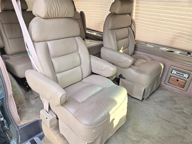 2002 Chevrolet Express (CC-2116013) for sale in Addison, Illinois