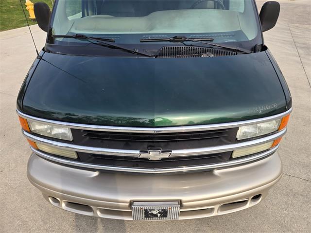 2002 Chevrolet Express (CC-2116013) for sale in Addison, Illinois