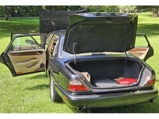 2000 Jaguar XJ (CC-2116322) for sale in Hobart, Indiana