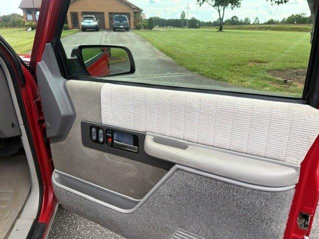 1994 Chevrolet 1500 (CC-2116349) for sale in Greensboro, North Carolina