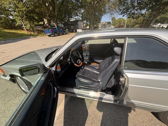 1991 Mercedes-Benz 560SEC (CC-2116475) for sale in Huntington Station, New York
