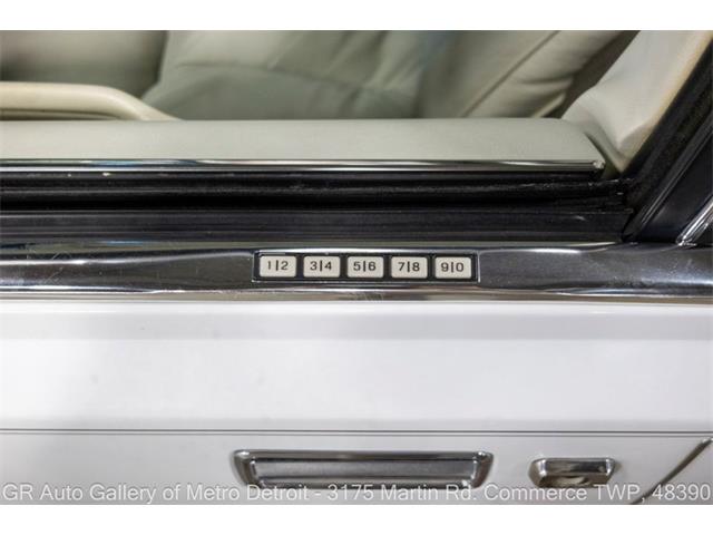 1989 Lincoln Town Car (CC-2116589) for sale in Kentwood, Michigan