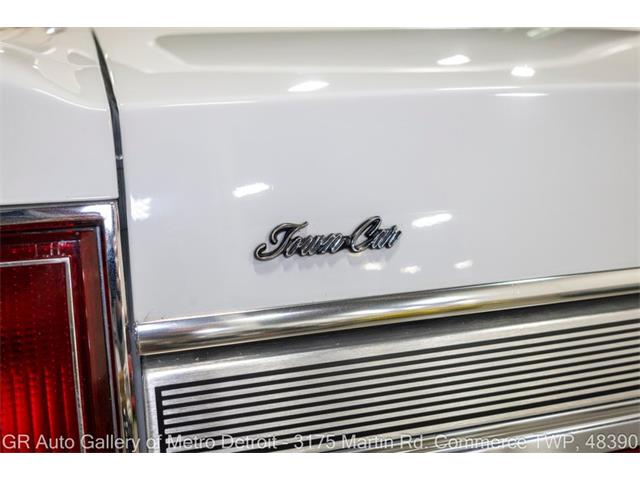 1989 Lincoln Town Car (CC-2116589) for sale in Kentwood, Michigan