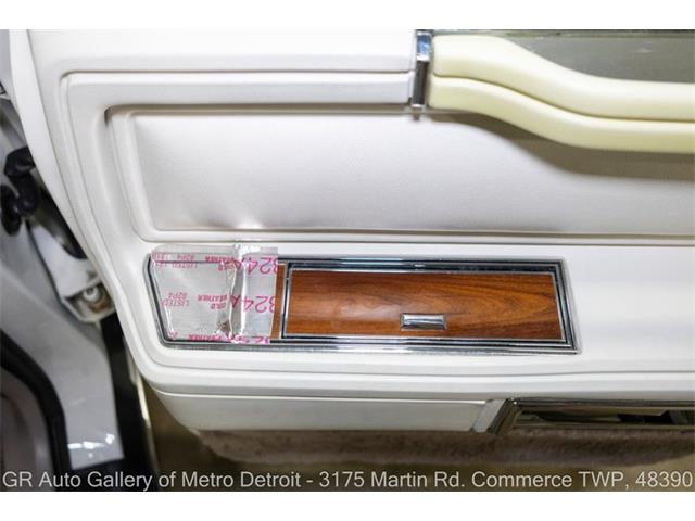 1989 Lincoln Town Car (CC-2116589) for sale in Kentwood, Michigan