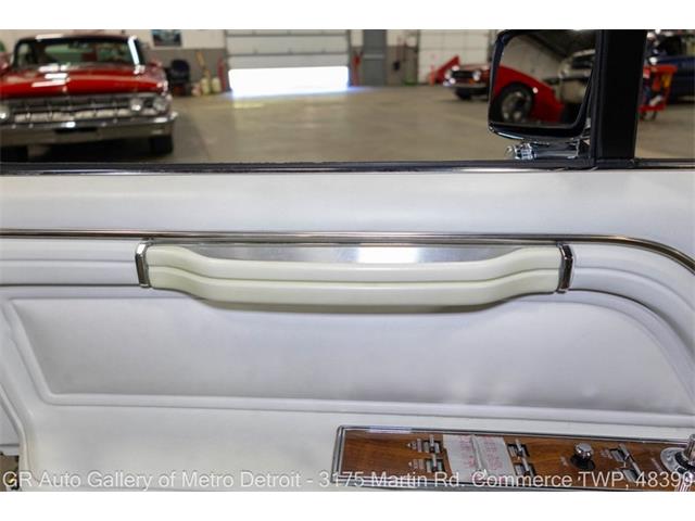 1989 Lincoln Town Car (CC-2116589) for sale in Kentwood, Michigan