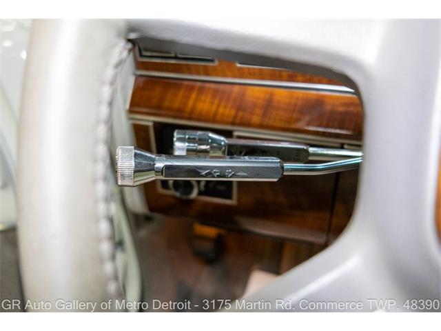 1989 Lincoln Town Car (CC-2116589) for sale in Kentwood, Michigan