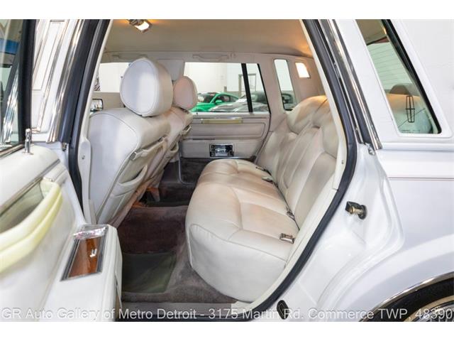 1989 Lincoln Town Car (CC-2116589) for sale in Kentwood, Michigan