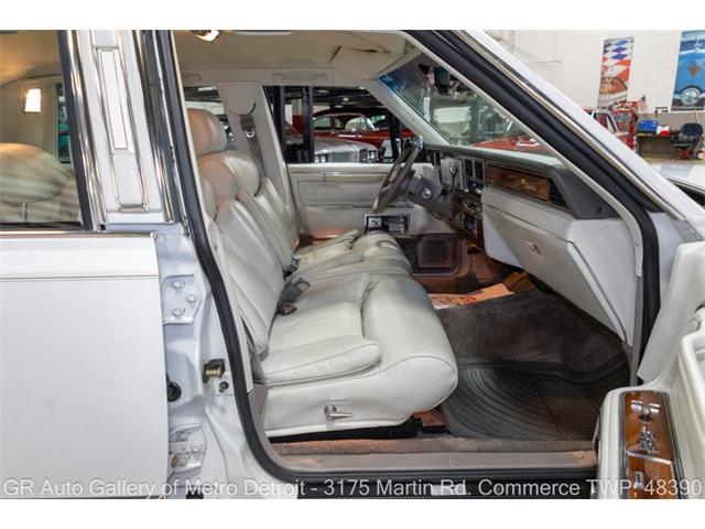 1989 Lincoln Town Car (CC-2116589) for sale in Kentwood, Michigan