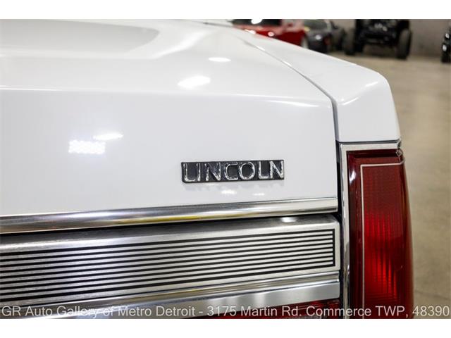 1989 Lincoln Town Car (CC-2116589) for sale in Kentwood, Michigan