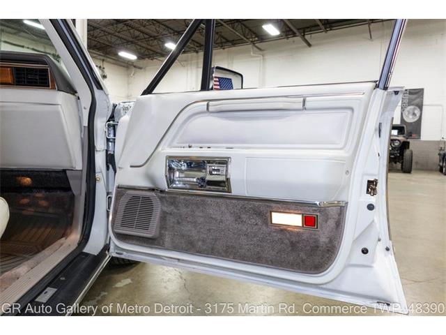 1989 Lincoln Town Car (CC-2116589) for sale in Kentwood, Michigan