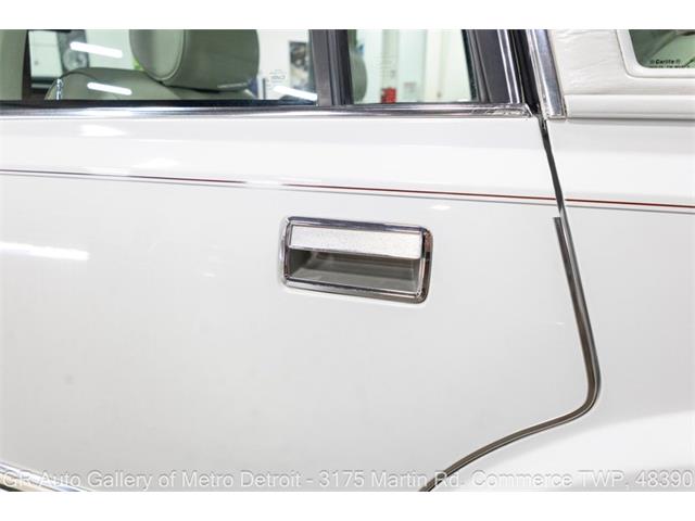 1989 Lincoln Town Car (CC-2116589) for sale in Kentwood, Michigan