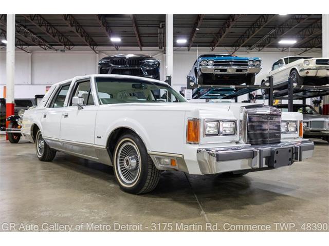 1989 Lincoln Town Car (CC-2116589) for sale in Kentwood, Michigan