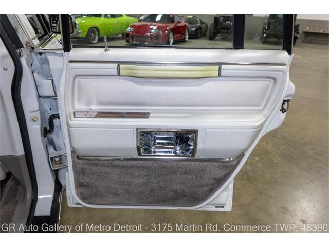 1989 Lincoln Town Car (CC-2116589) for sale in Kentwood, Michigan