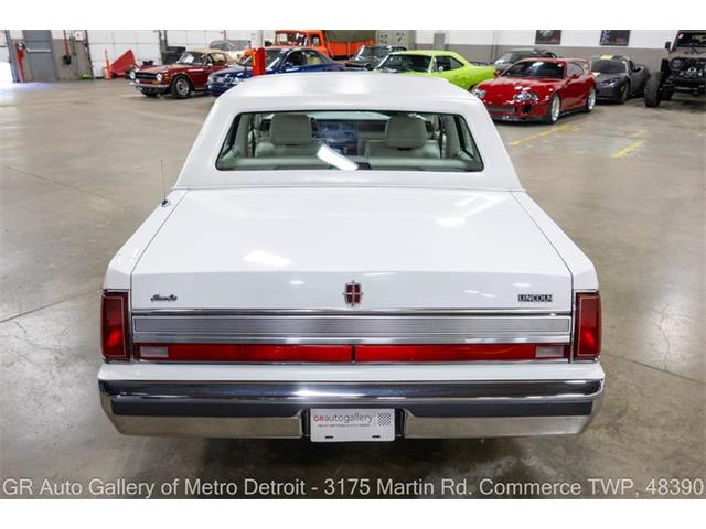 1989 Lincoln Town Car (CC-2116589) for sale in Kentwood, Michigan