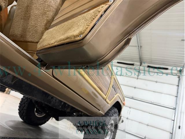 1988 Jeep Grand Wagoneer (CC-2116719) for sale in Holland , Michigan