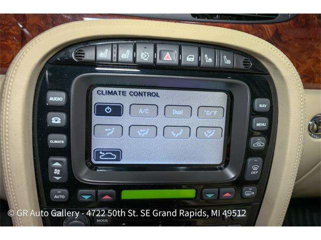 2009 Jaguar XJ8 (CC-2116775) for sale in Kentwood, Michigan