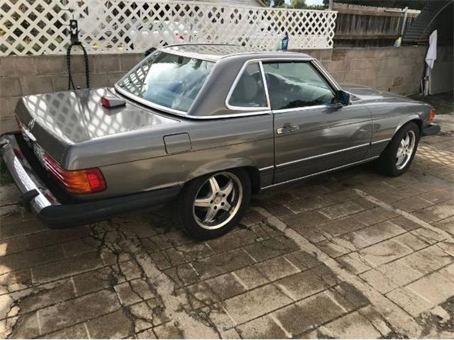 1986 Mercedes-Benz 560 (CC-2110681) for sale in Cadillac, Michigan