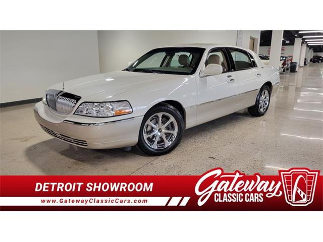 2005 Lincoln Town Car (CC-2116895) for sale in Dearborn, Michigan