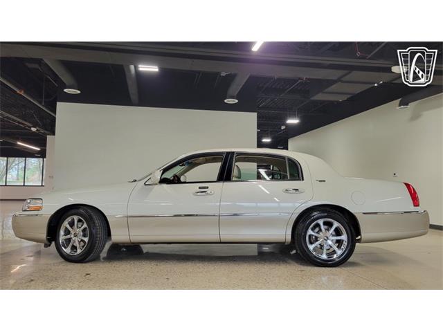 2005 Lincoln Town Car (CC-2116895) for sale in Dearborn, Michigan