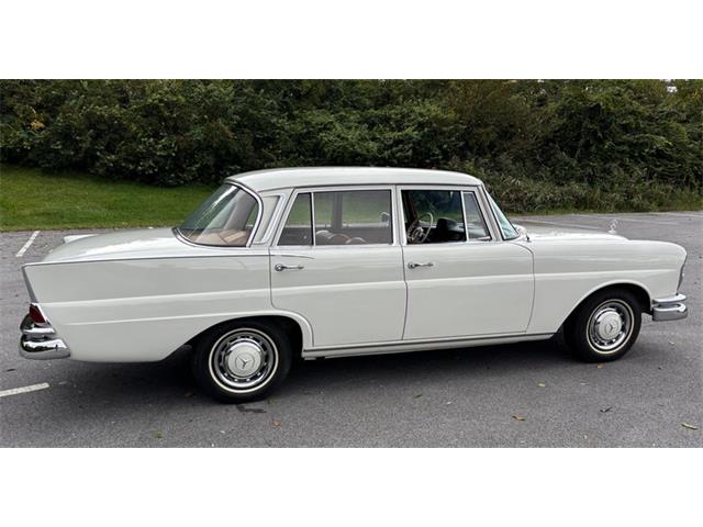 1966 Mercedes-Benz 230 (CC-2116968) for sale in West Chester, Pennsylvania