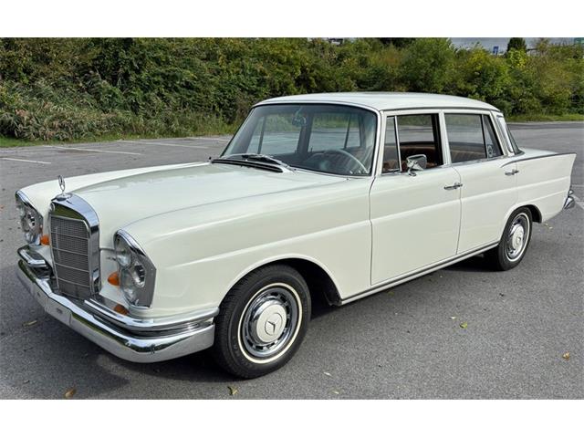 1966 Mercedes-Benz 230 (CC-2116968) for sale in West Chester, Pennsylvania