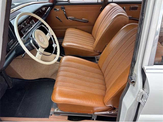 1966 Mercedes-Benz 230 (CC-2116968) for sale in West Chester, Pennsylvania
