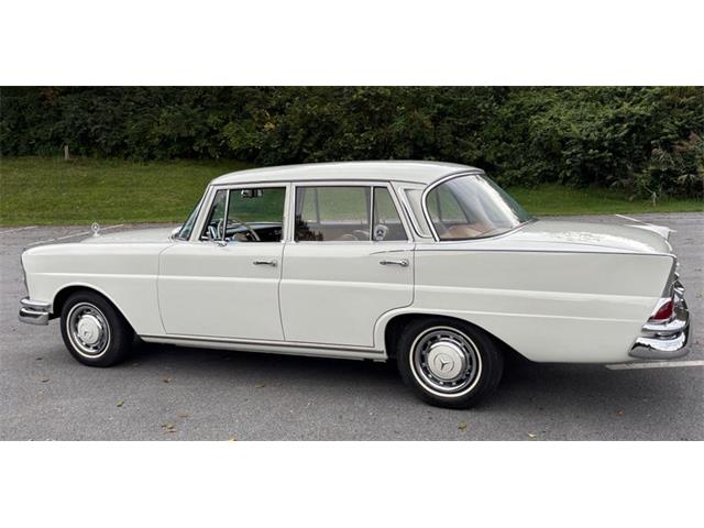 1966 Mercedes-Benz 230 (CC-2116968) for sale in West Chester, Pennsylvania