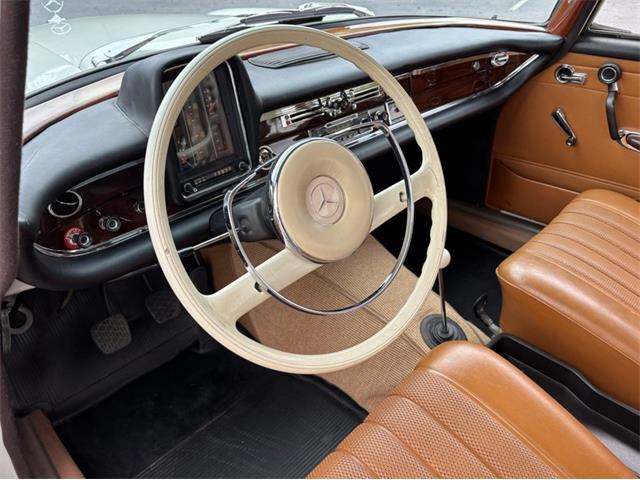 1966 Mercedes-Benz 230 (CC-2116968) for sale in West Chester, Pennsylvania
