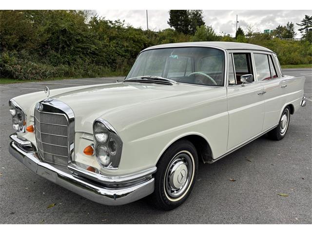 1966 Mercedes-Benz 230 (CC-2116968) for sale in West Chester, Pennsylvania