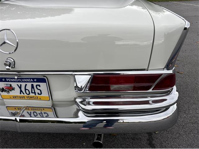 1966 Mercedes-Benz 230 (CC-2116968) for sale in West Chester, Pennsylvania