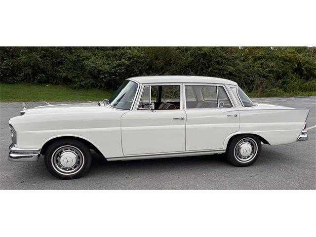 1966 Mercedes-Benz 230 (CC-2116968) for sale in West Chester, Pennsylvania