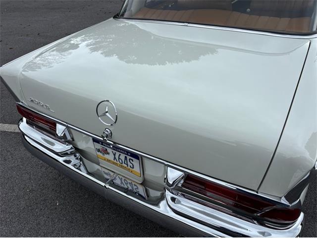 1966 Mercedes-Benz 230 (CC-2116968) for sale in West Chester, Pennsylvania