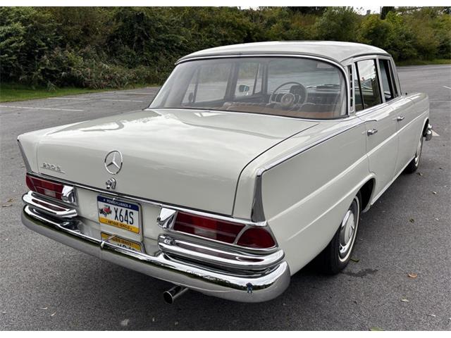 1966 Mercedes-Benz 230 (CC-2116968) for sale in West Chester, Pennsylvania