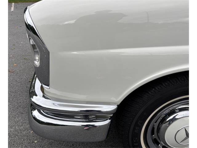 1966 Mercedes-Benz 230 (CC-2116968) for sale in West Chester, Pennsylvania